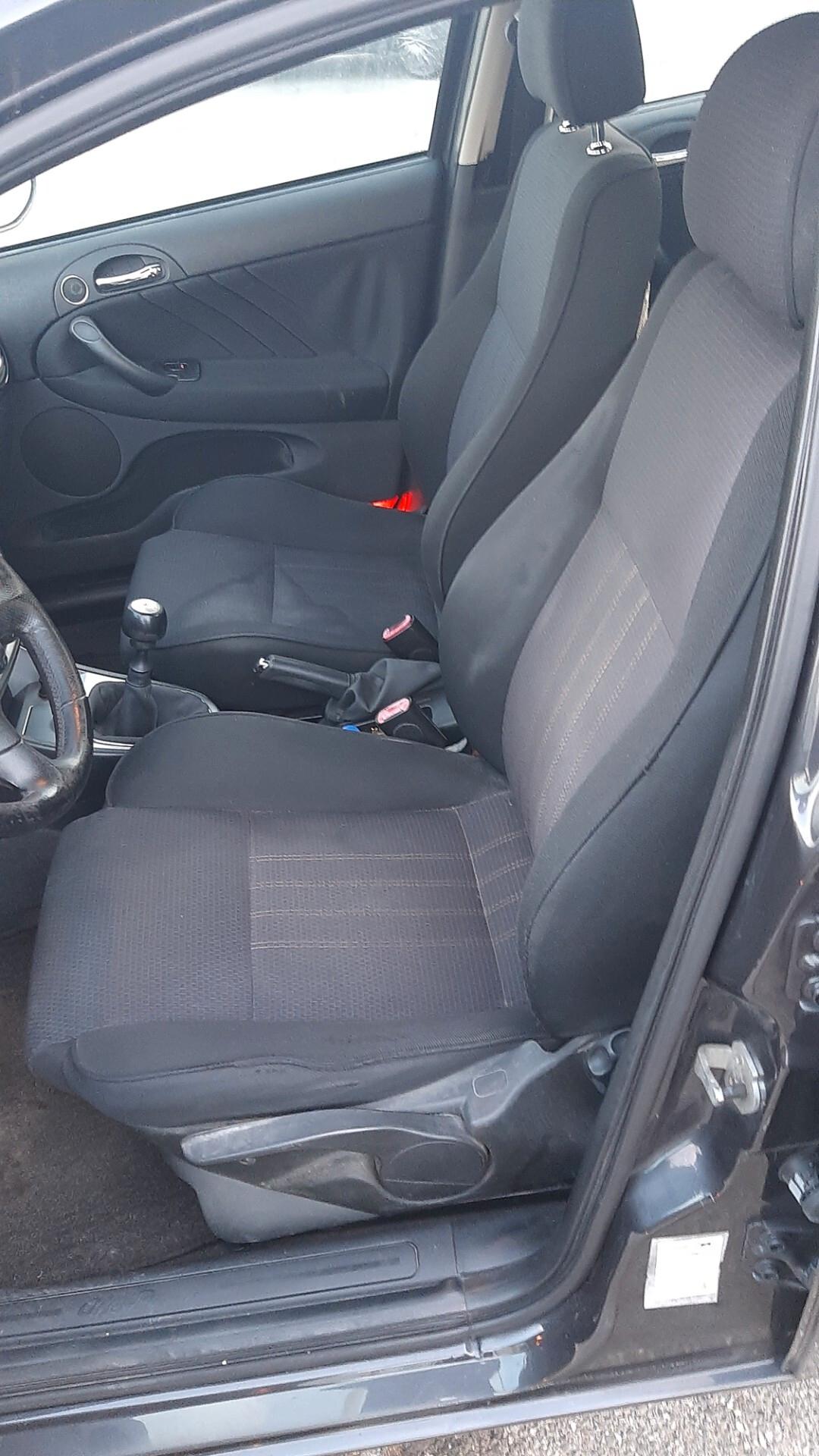 Alfa Romeo 147 1.9 JTD 5 porte Prog.