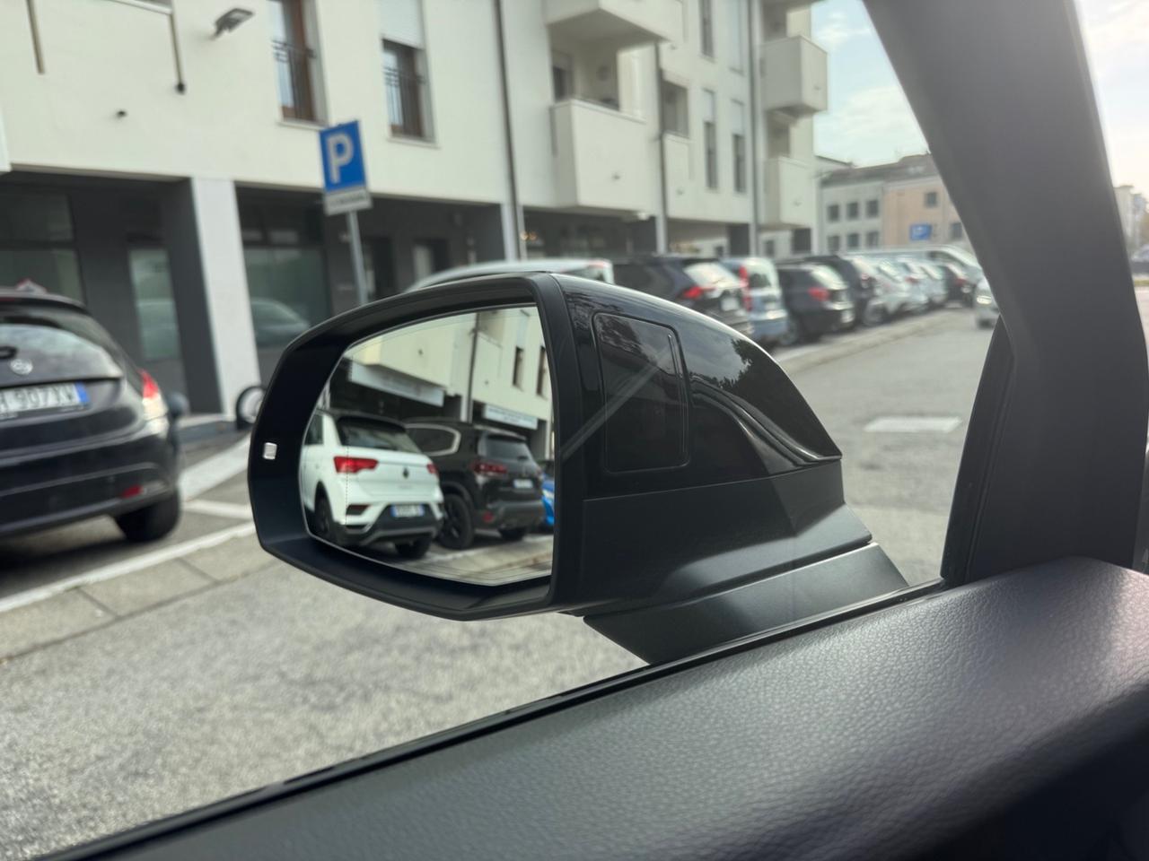 Audi Q5 2.0 TDI 190 CV S-LINE quattro S tronic Sport