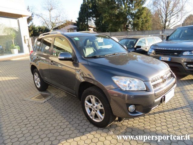 TOYOTA RAV 4 MY23 RAV4 Crossover 2.2 D-4D 150 CV DPF Luxury