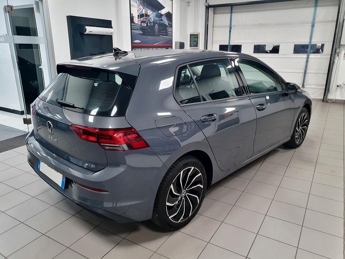 Volkswagen Golf 1.5 TSI EVO DSG Style