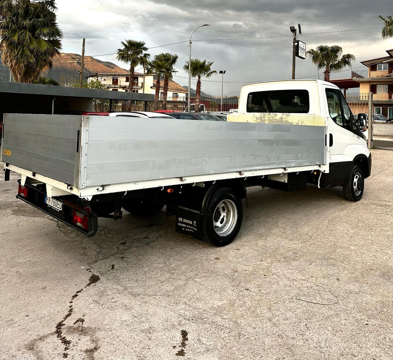 IVECO DAILY