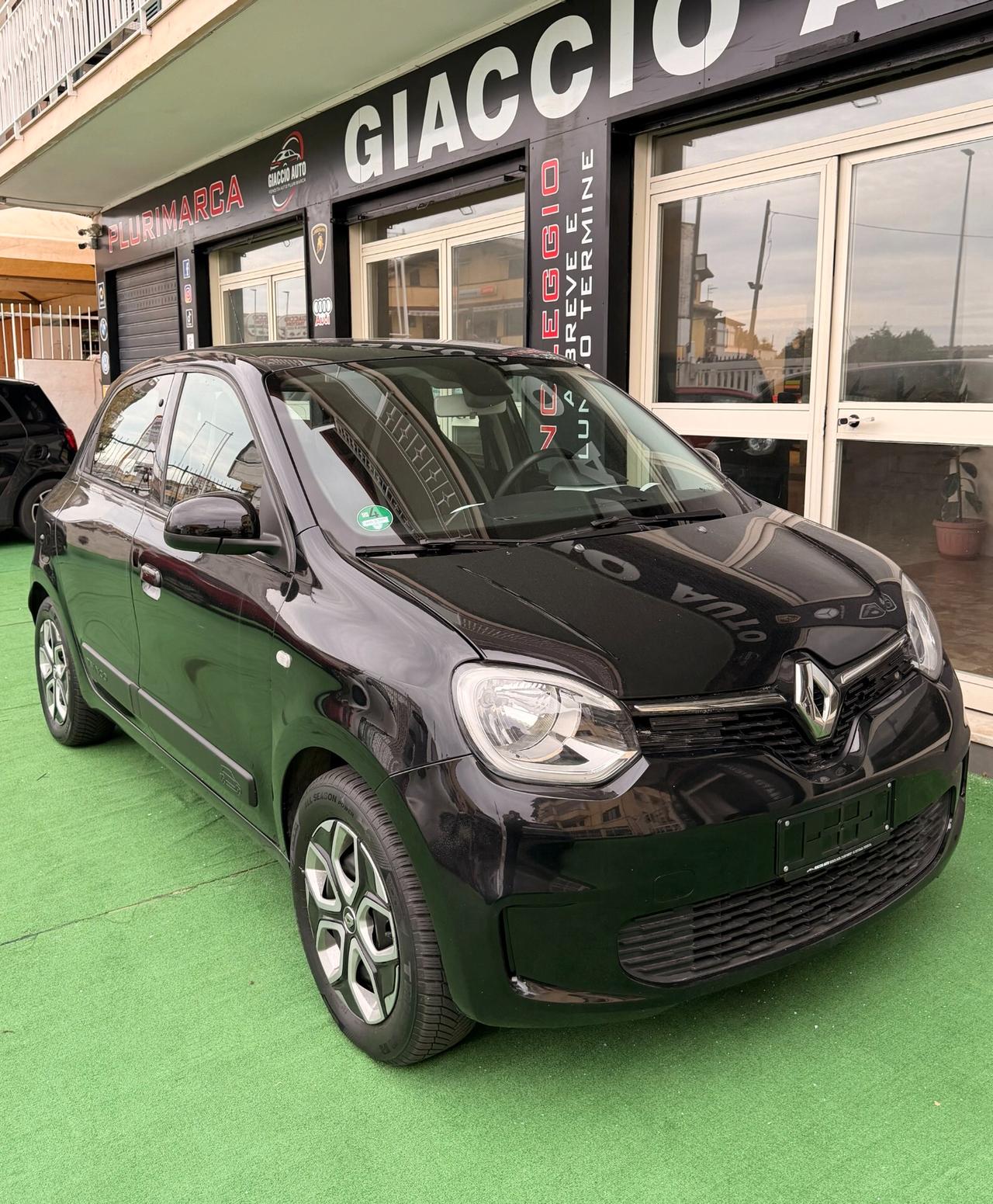 Renault Twingo anno 2019 benzina 1000