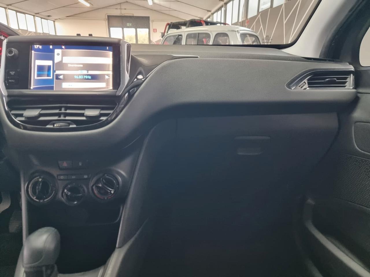 Peugeot 208 1.2 VTi 82 CV 3 porte Access NEOPATENTATI