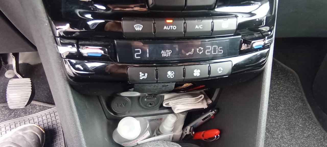 Peugeot 2008 BlueHDi Tua A SOLI 165€ al mese Anticipo Zero