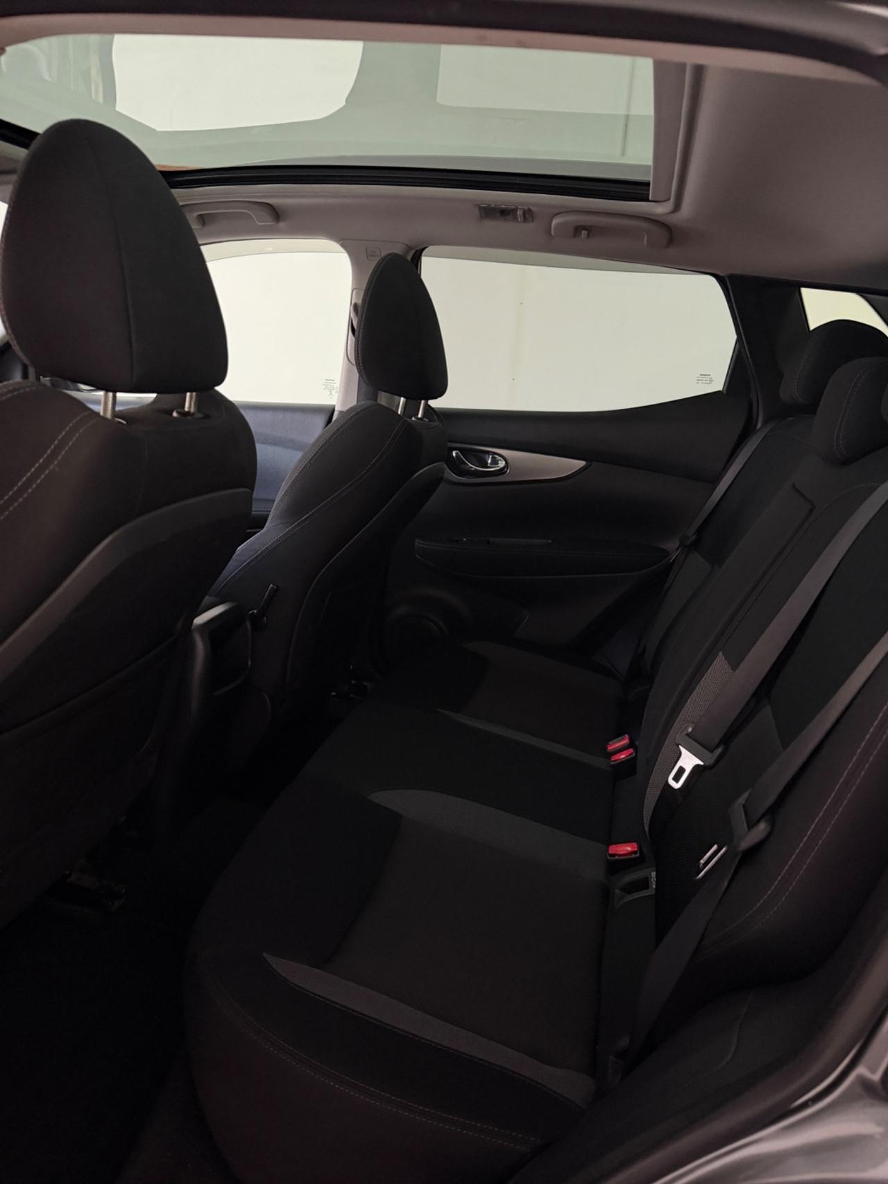 Nissan Qashqai 1.5 dCi N-Connecta