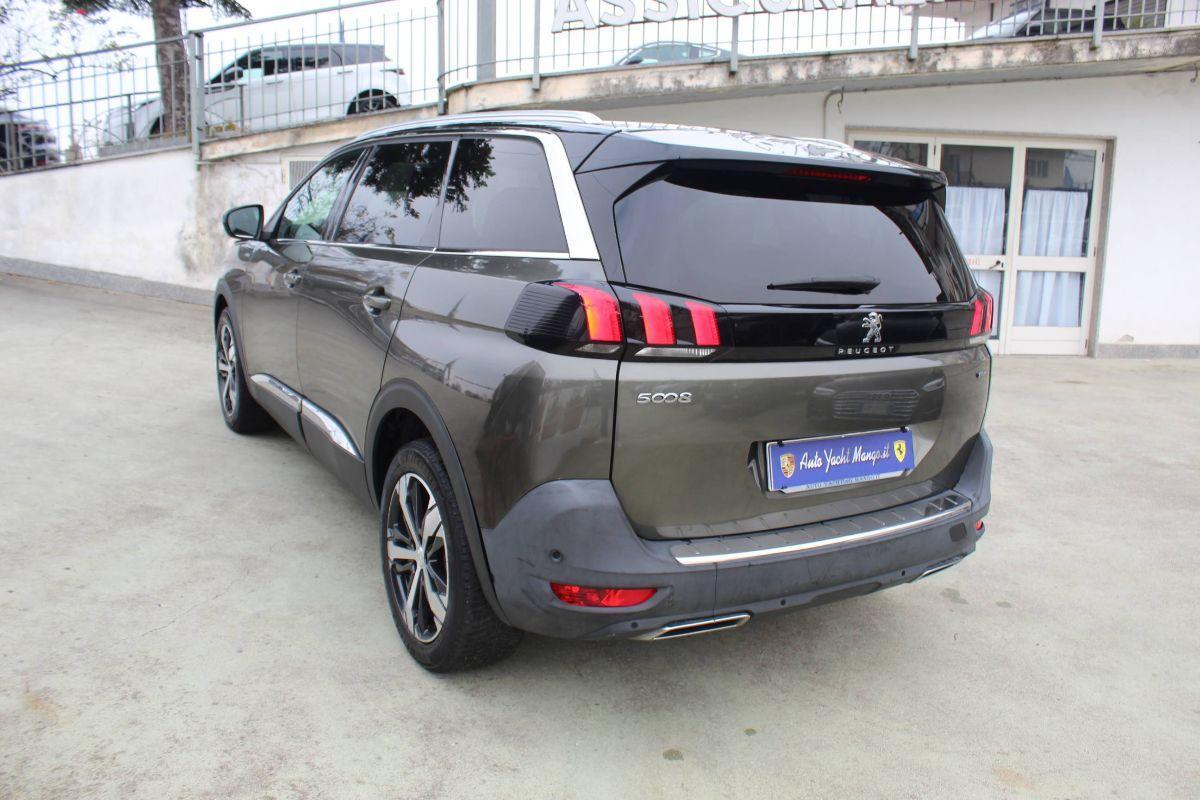 PEUGEOT - 5008 - BlueHDi 130 S&S EAT8 GT Line