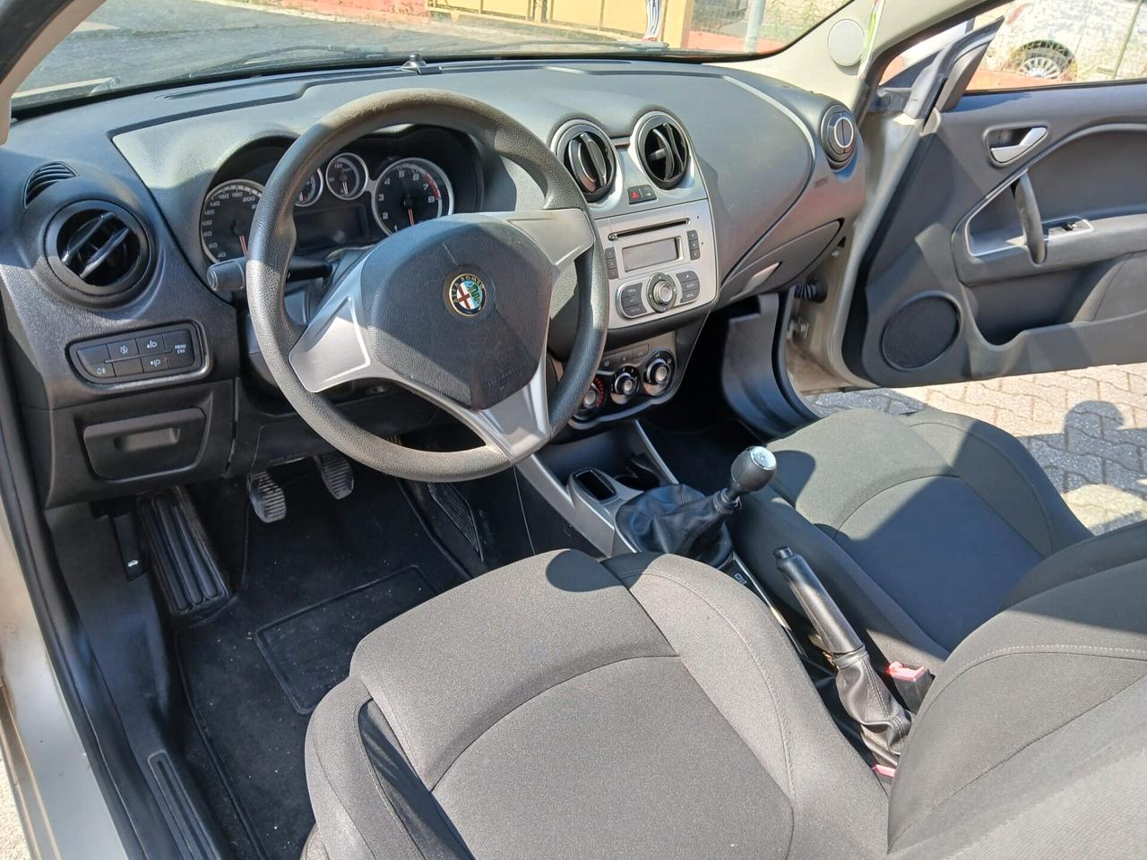 Alfa Romeo MiTo 1.4 8V ADATTA PER NEOPATENTATI CON GARANZIA 12 MESI E POSSIBILITA' DI ESTENSIONE FINO A 36 MESI!!!