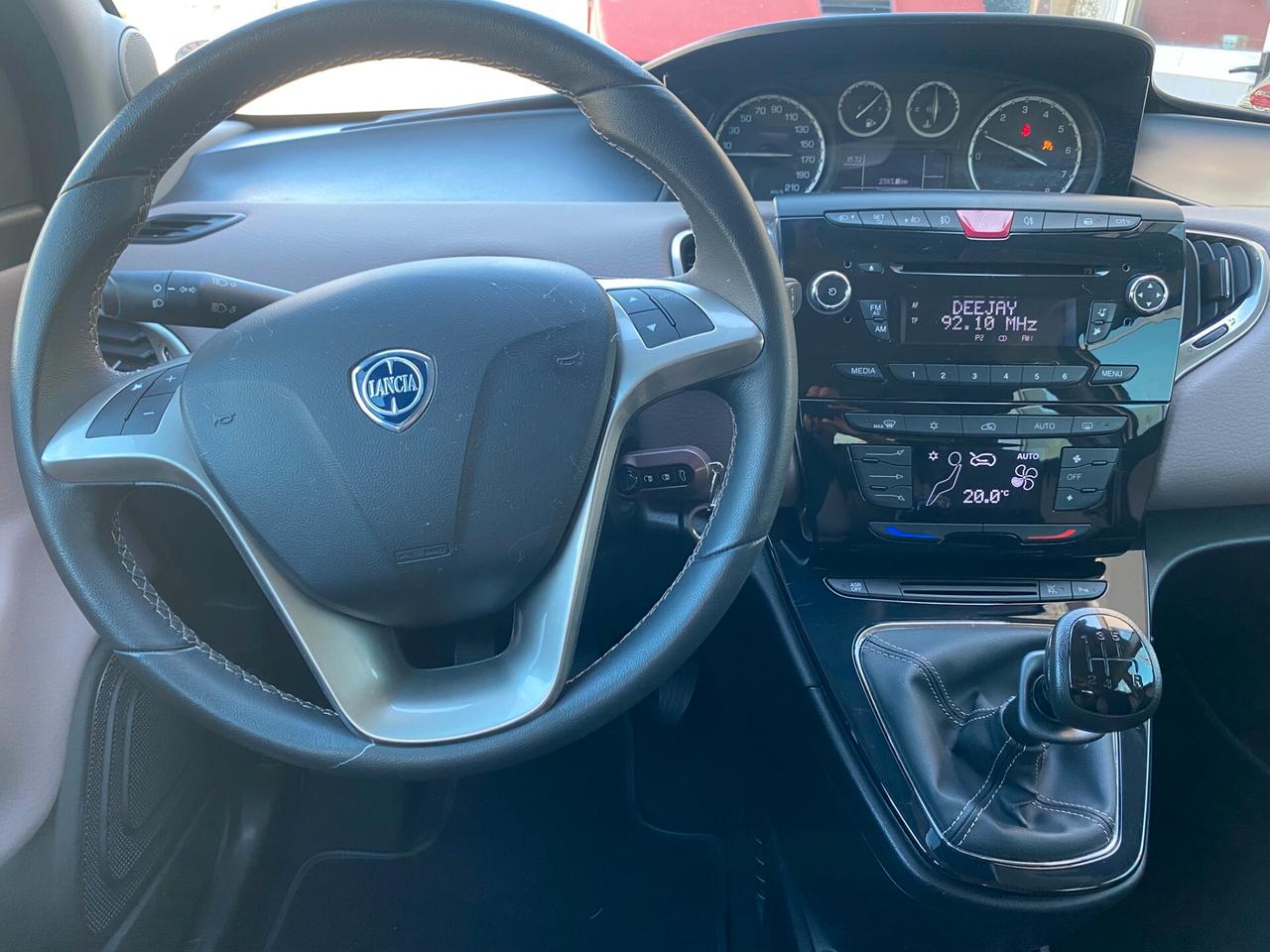 Lancia Ypsilon 1.2 69 CV 5 porte Elle
