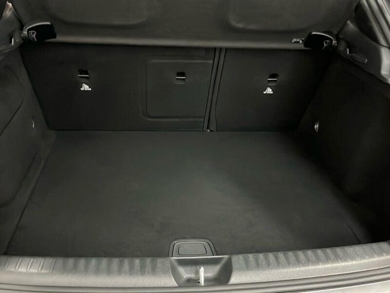 Mercedes-Benz GLA 180 d Business