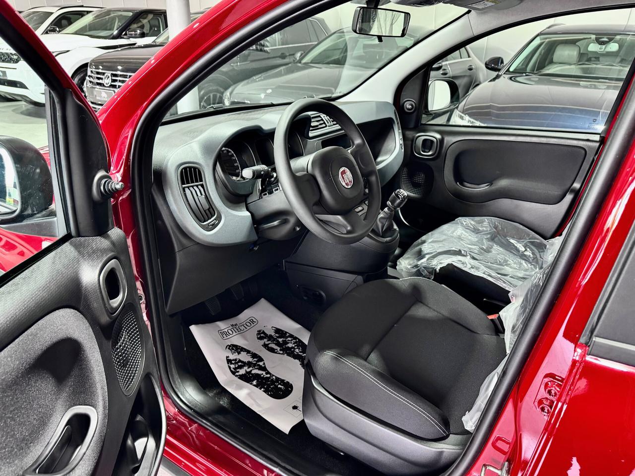 Fiat Panda 1.0 70CV Firefly Hybrid Red