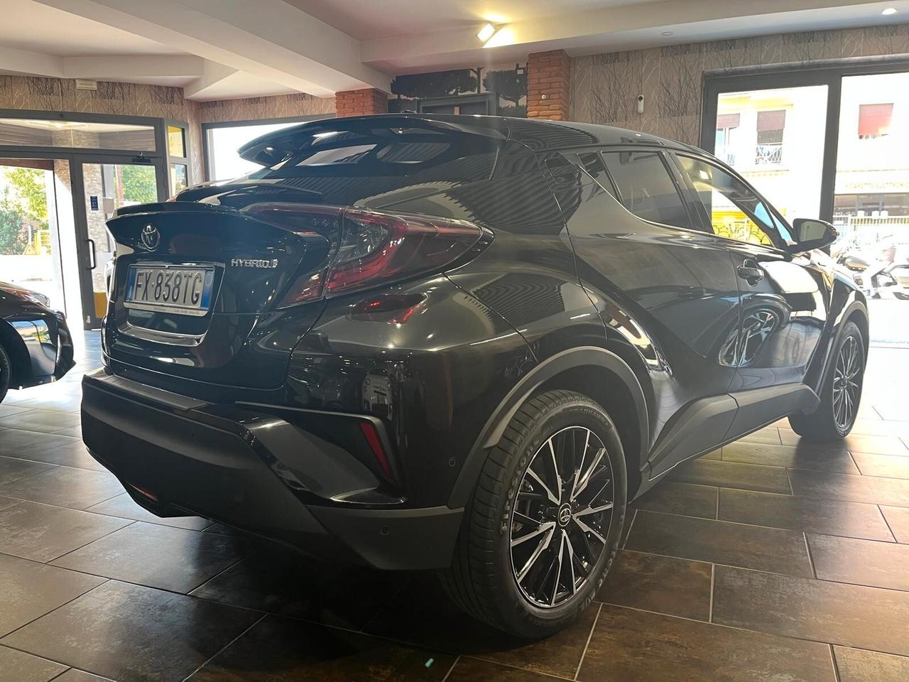 Toyota C-HR 1.8 Hybrid E-CVT Lounge