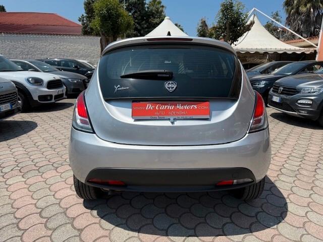 LANCIA Ypsilon 1.3 M.J 95CV Gold - 2014