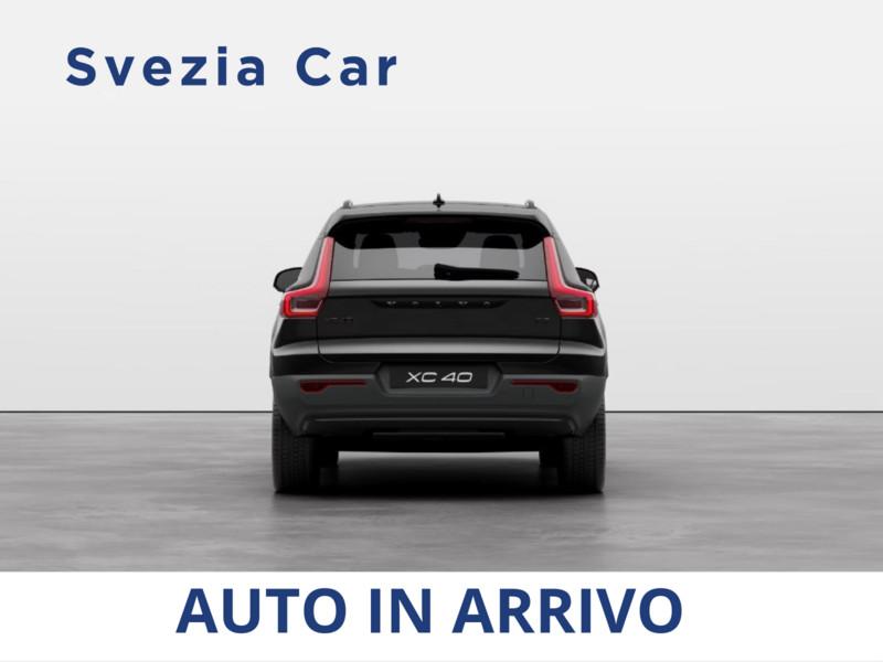 Volvo XC40 B3 automatico Plus Black Edition