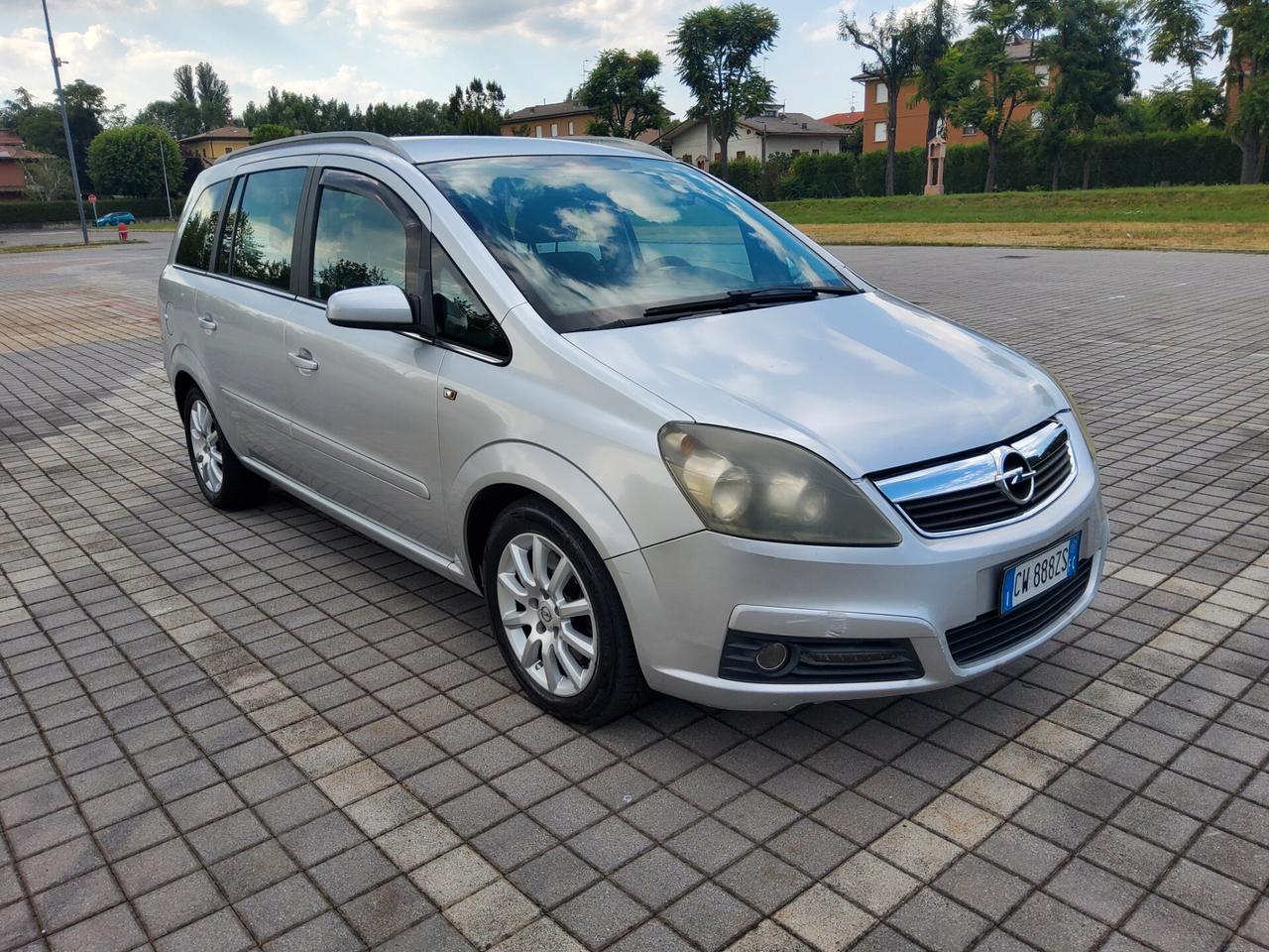Opel Zafira 1.9 CDTI 120CV Cosmo