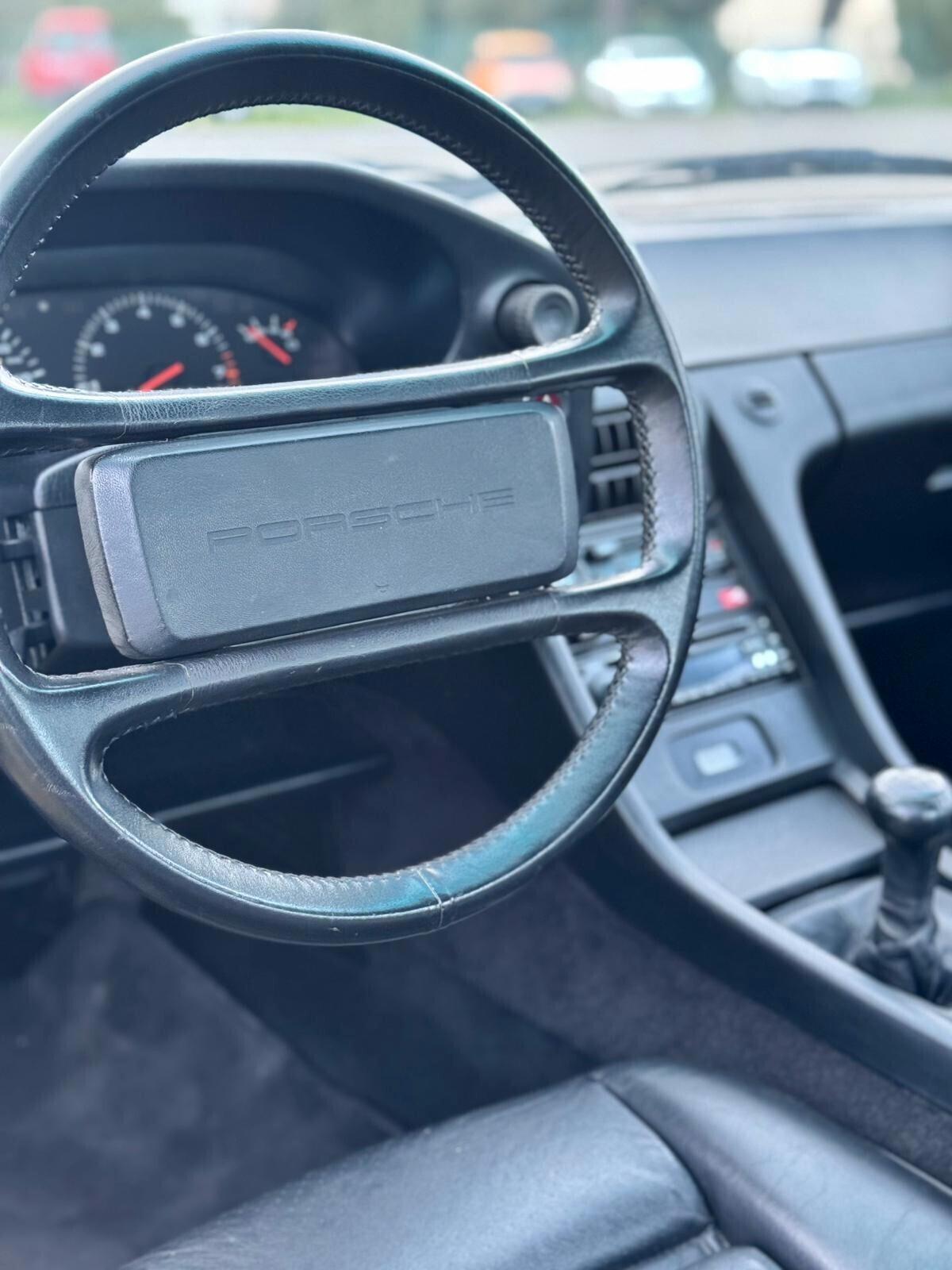 Porsche 928 GT (Manuale) – Rarità per Collezionisti