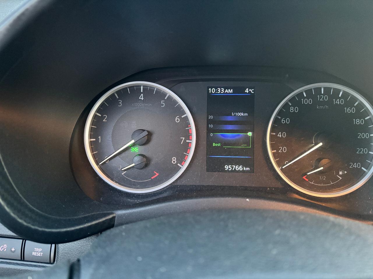 Nissan Juke 1.0 DIG-T 117 CV Visia