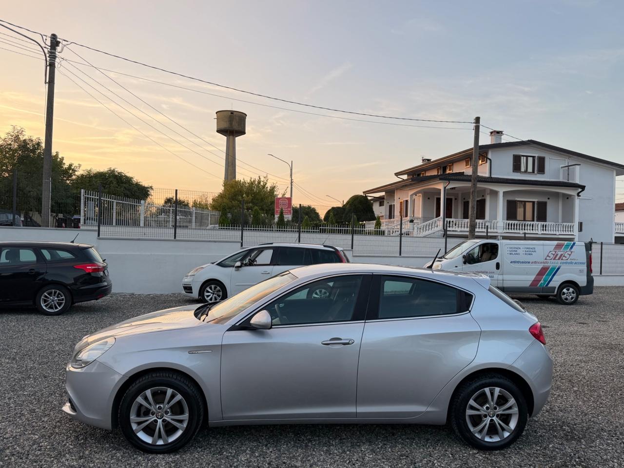 Alfa Romeo Giulietta 1.6 JTDm-2 105 CV Distinctive