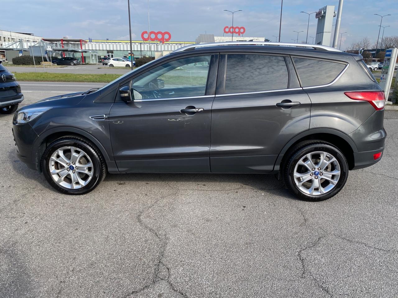 Ford Kuga 2.0 TDCI 120 CV S&S 2WD Titanium