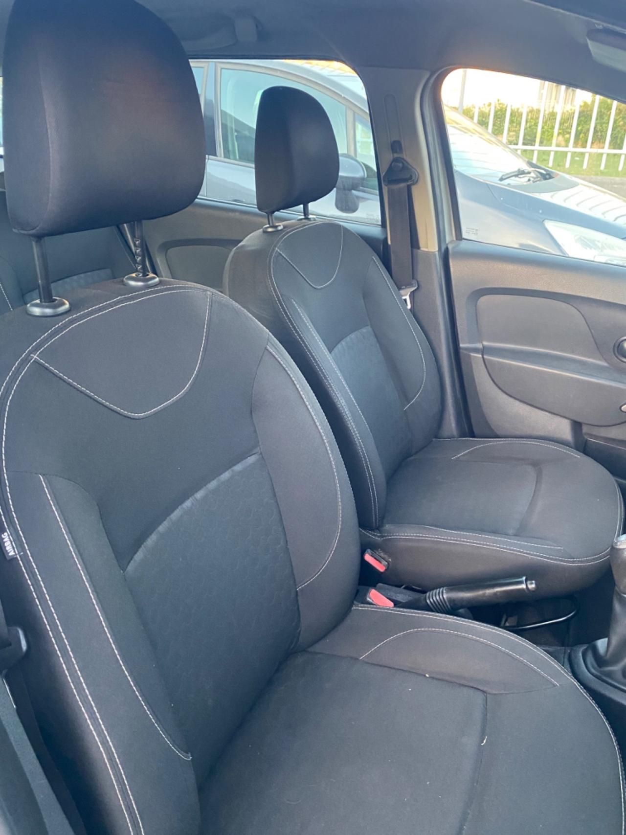 Dacia Logan 1.5 Dci 2014 Full Navi TAGLIANDATA