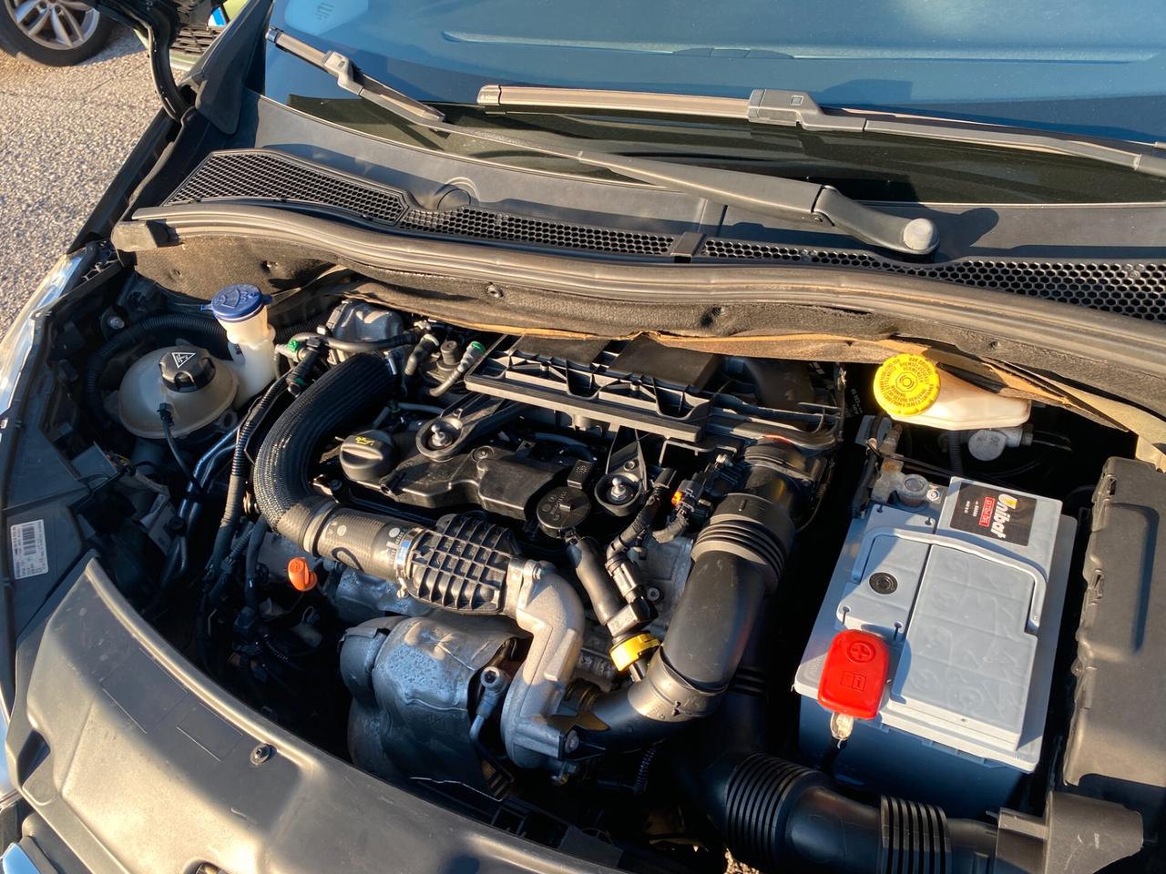 Peugeot 208 1.4 HDi 68 CV 5 porte Active