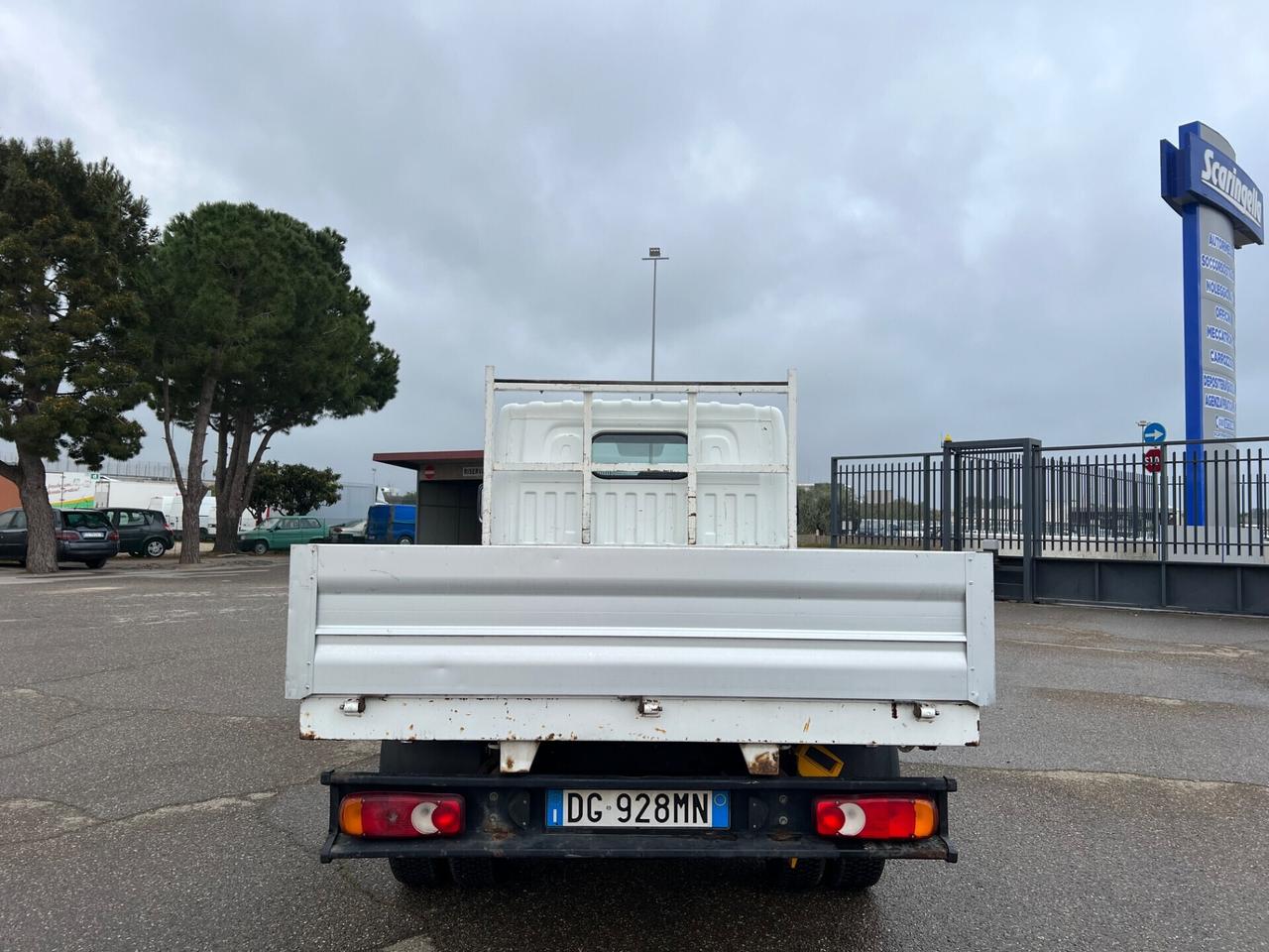 Nissan Cabstar 35.13 2.5 TD Cassone Fisso 115.000km