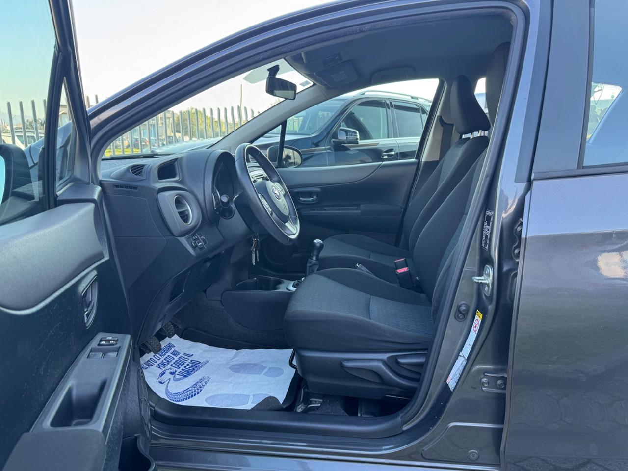 Toyota Yaris 1.0 5 porte Lounge