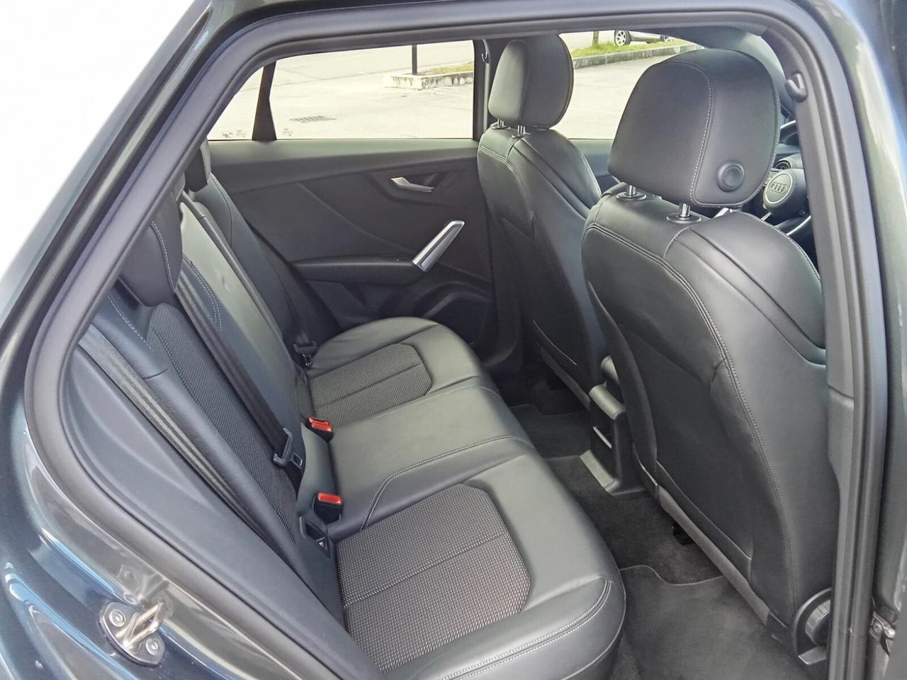 Audi Q2 Q2/SLINE/TETTO PAN/CERCHI 18/C.AUT/NAVI/PDC/CERCHI 18/PORT ELETTRICO/TAG.CERT/PORT ELETTRICO/KEY LESS GO!