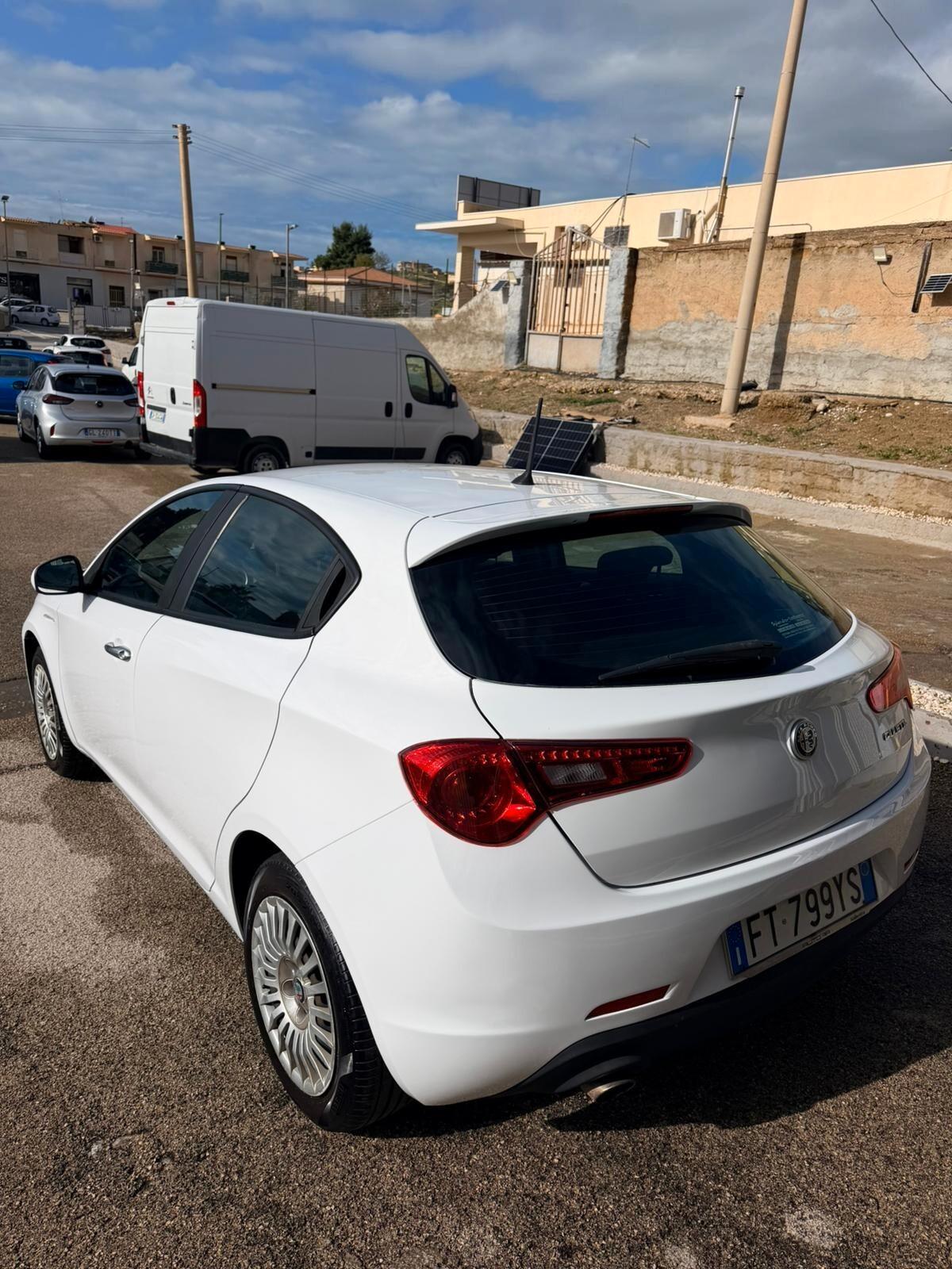 Alfa Romeo Giulietta 1.6 JTDm 120 CV