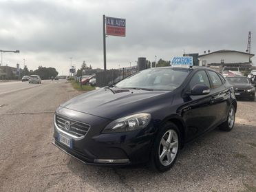 Volvo V40 D3 Geartronic Kinetic