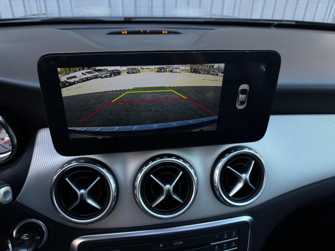 Mercedes-benz GLA 200 d Automatic 4Matic Premium