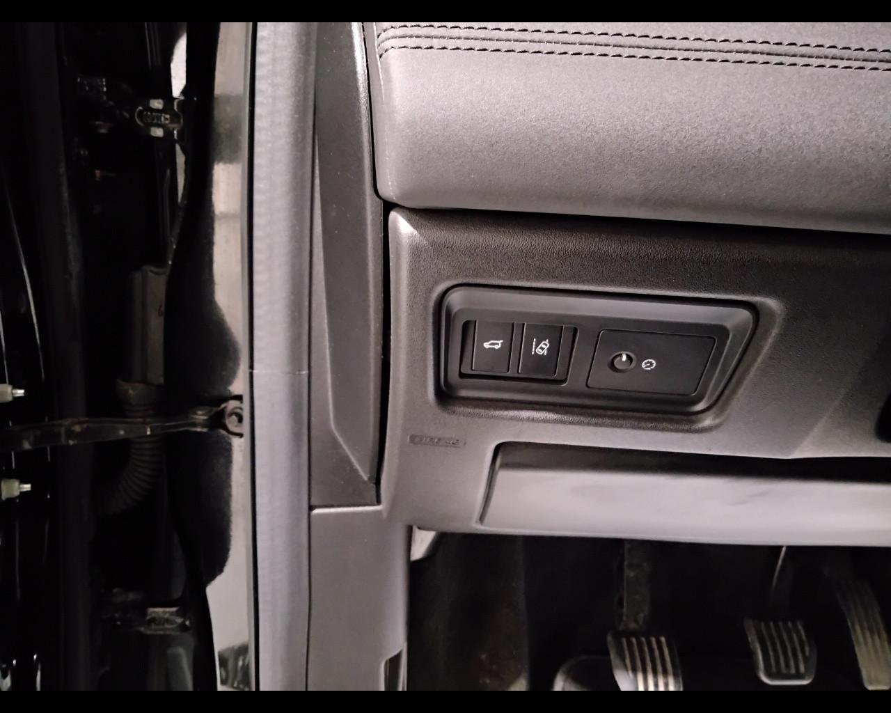 LAND ROVER Discovery Sport I 2015 - Discovery Sport 2.0 td4 Pure awd 15