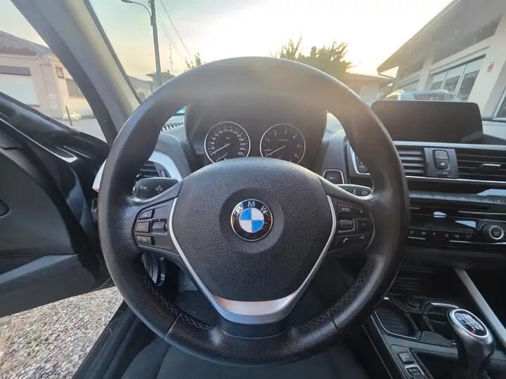 Bmw 114 114d 5p. Business