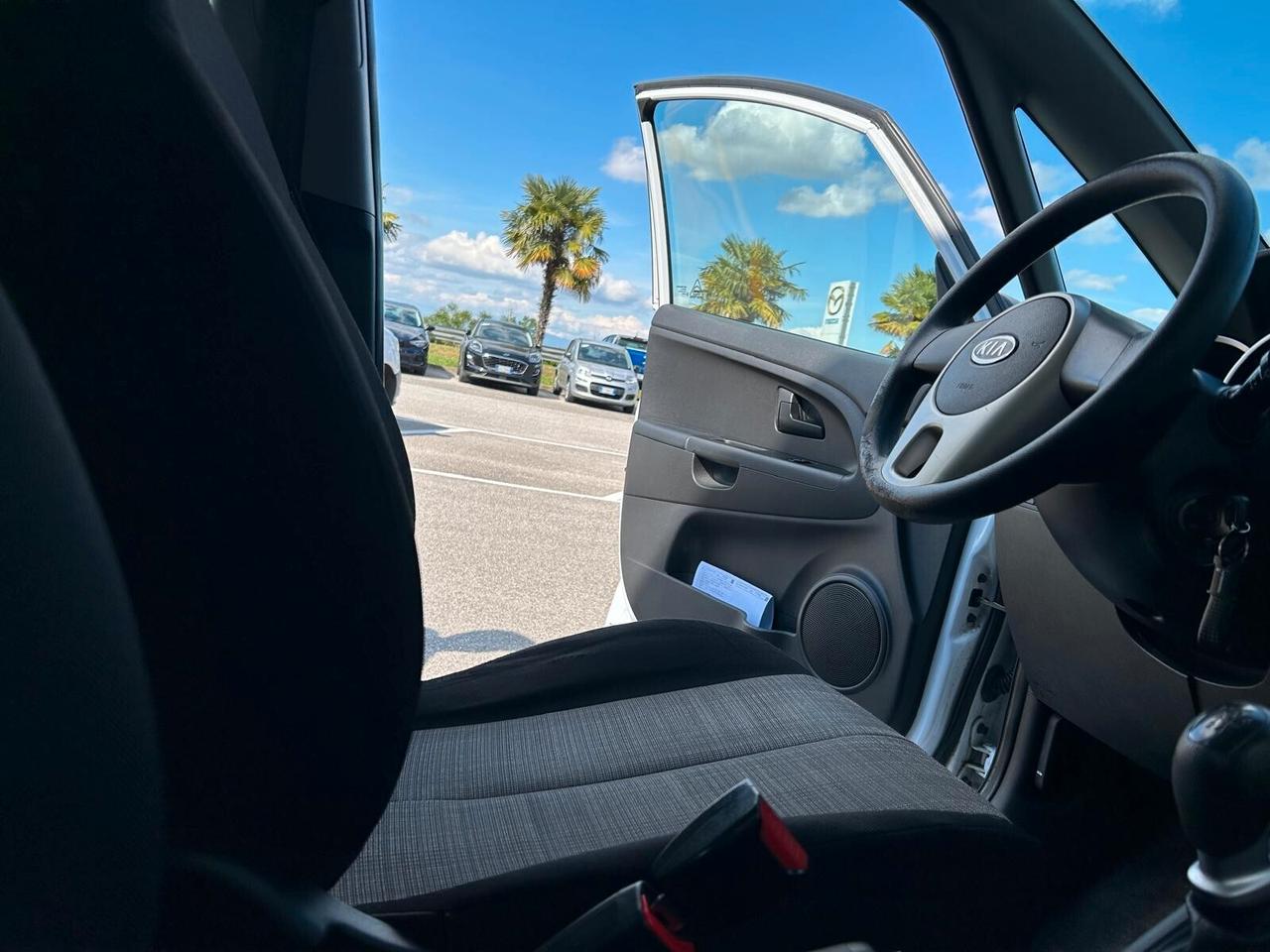 Kia Venga LX 1.4 CVVT 90 CV 5mt NEOPATENTATI