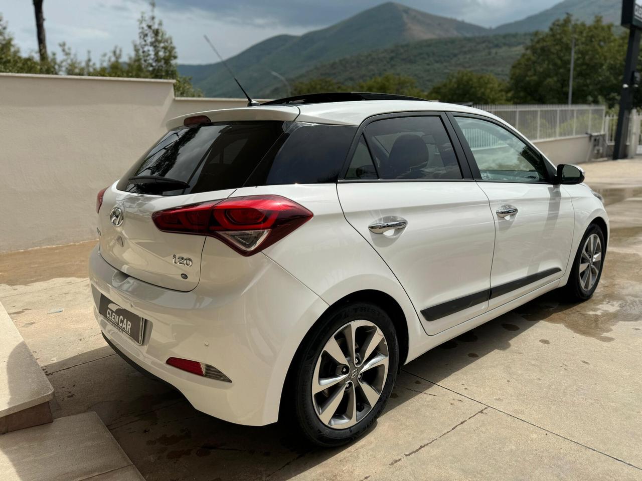 Hyundai i20 1.2 84 CV GPL Tetto aptibile