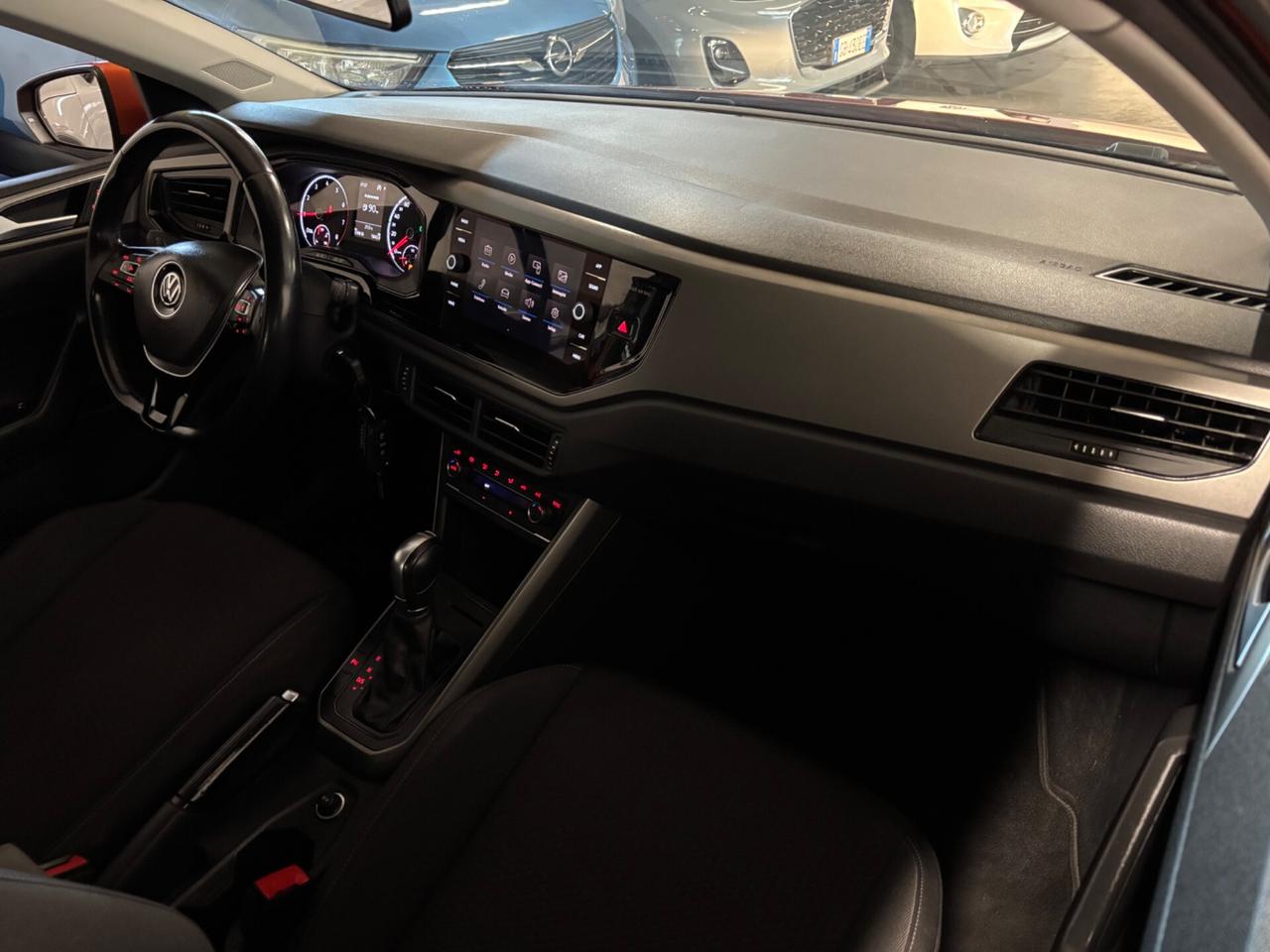 Volkswagen Polo 1.0 BENZ/AUTOMAT |OK NEOPATENTATI|