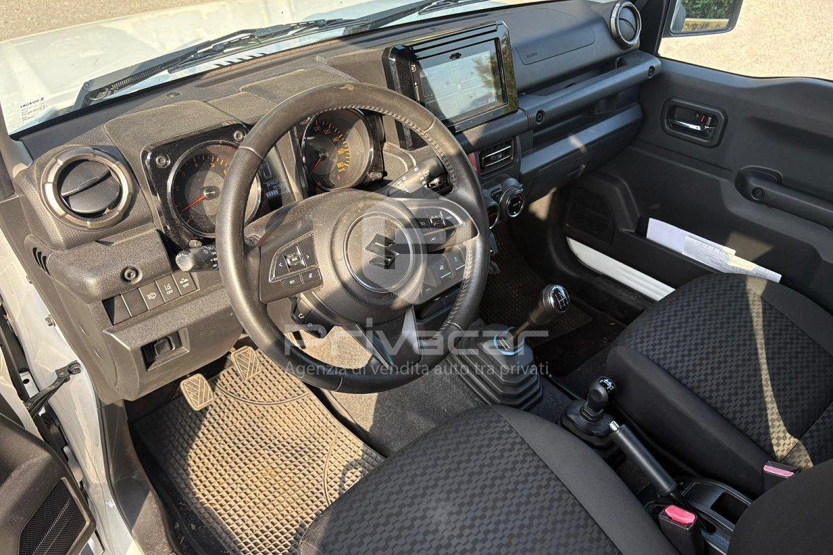 SUZUKI Jimny 1.5 5MT Top