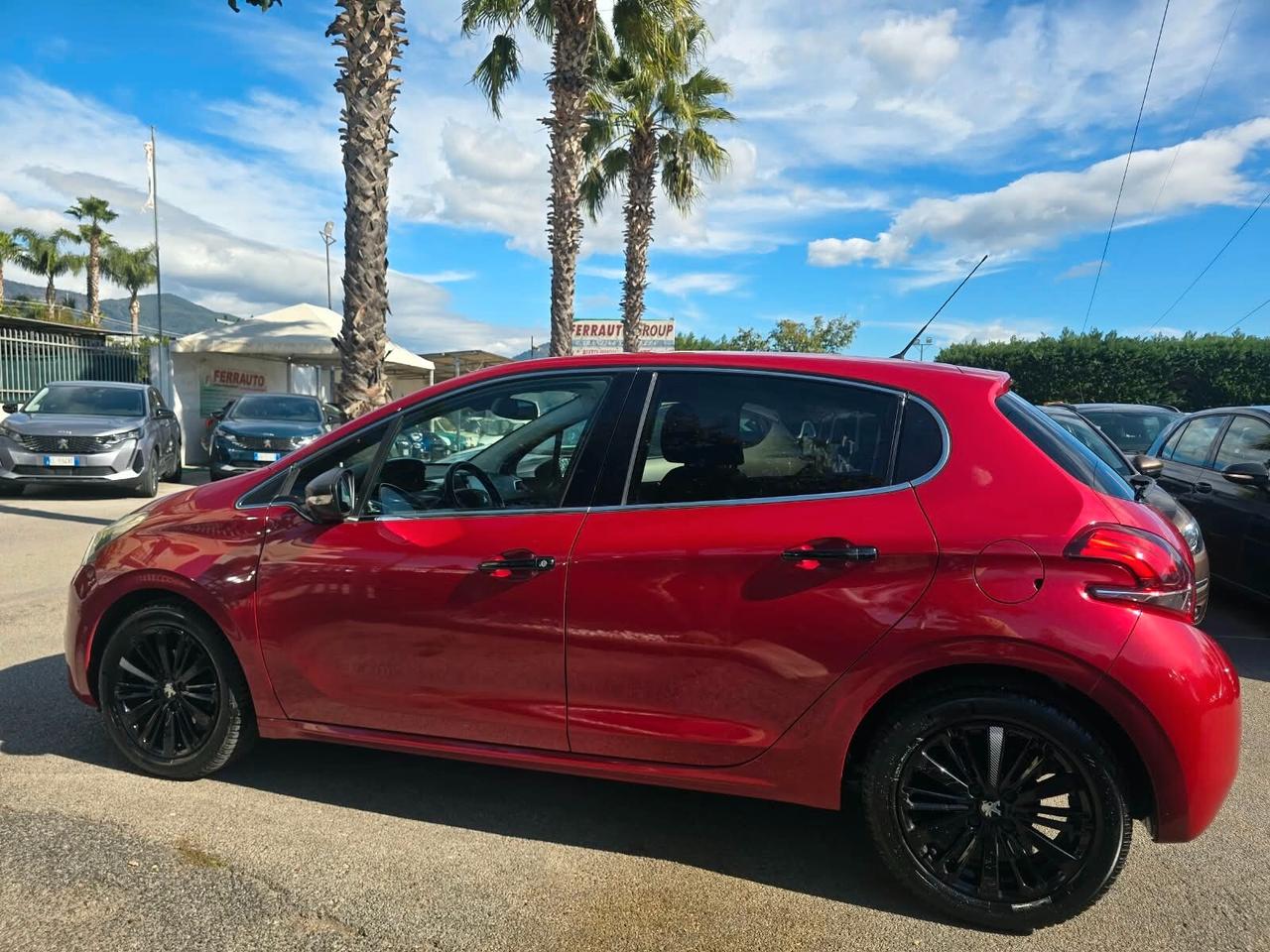 Peugeot 208 BlueHDi 75 5 porte Allure