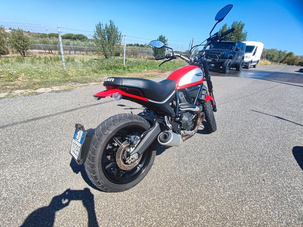Ducati Scrambler icon red