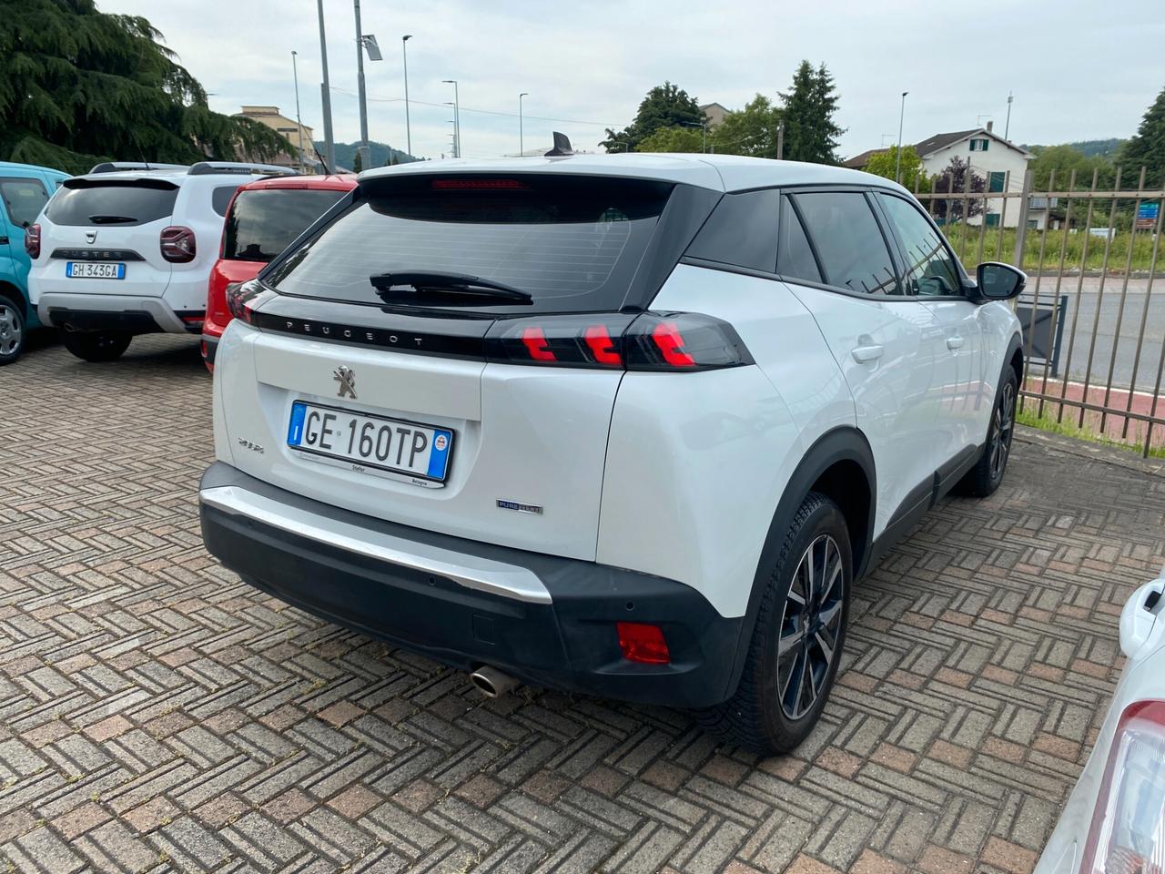 Peugeot 2008 PureTech 100 S&S Active Pack GPL