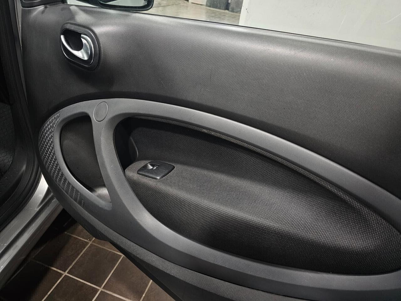 NUOVA SMART FORTWO SUPER PASSION 1.0 BENZ 71CV TWINAMIC