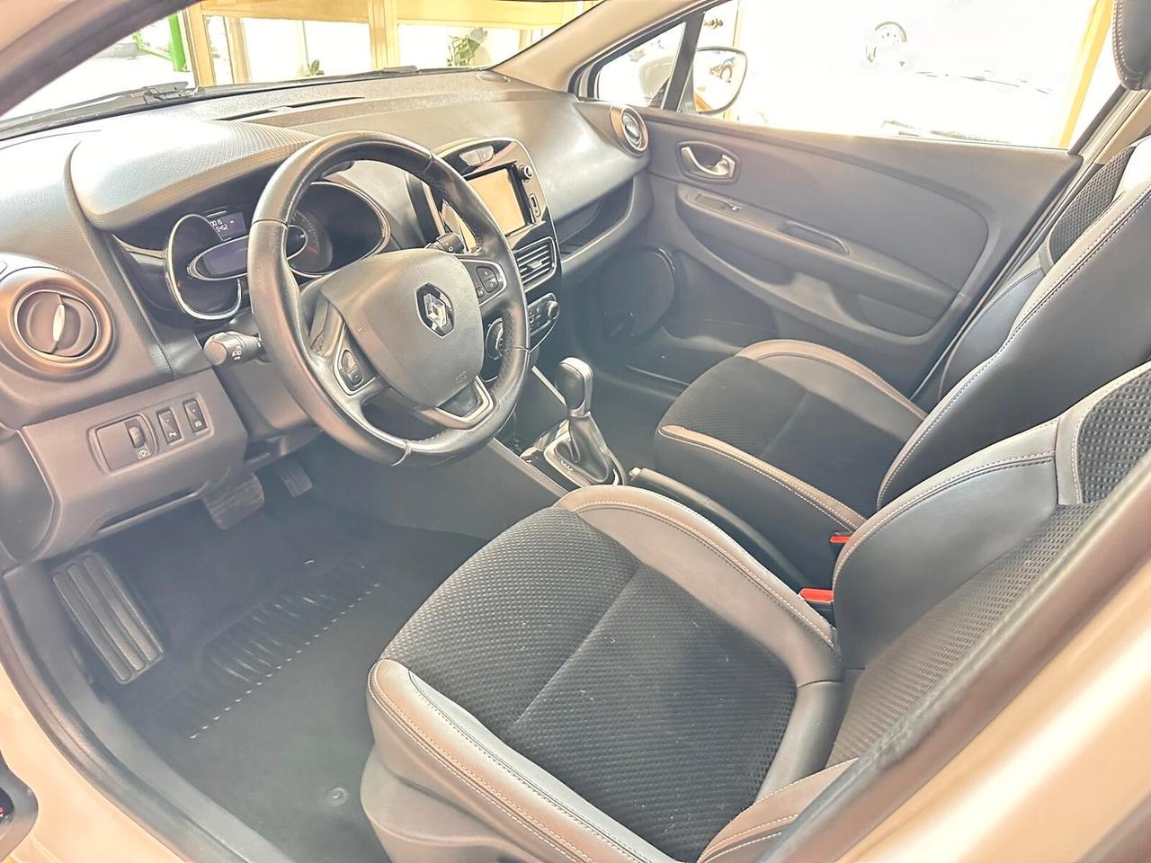 Renault Clio dCi 8V 90CV EDC Start&Stop 5 porte Energy Intens