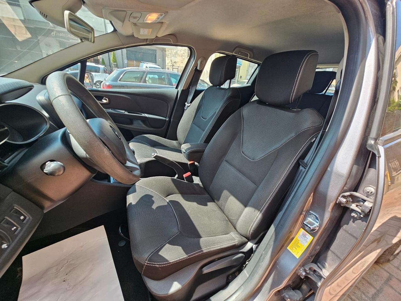 RENAULT CLIO IV 1.5 DCI 75cv ENERGY DUEL
