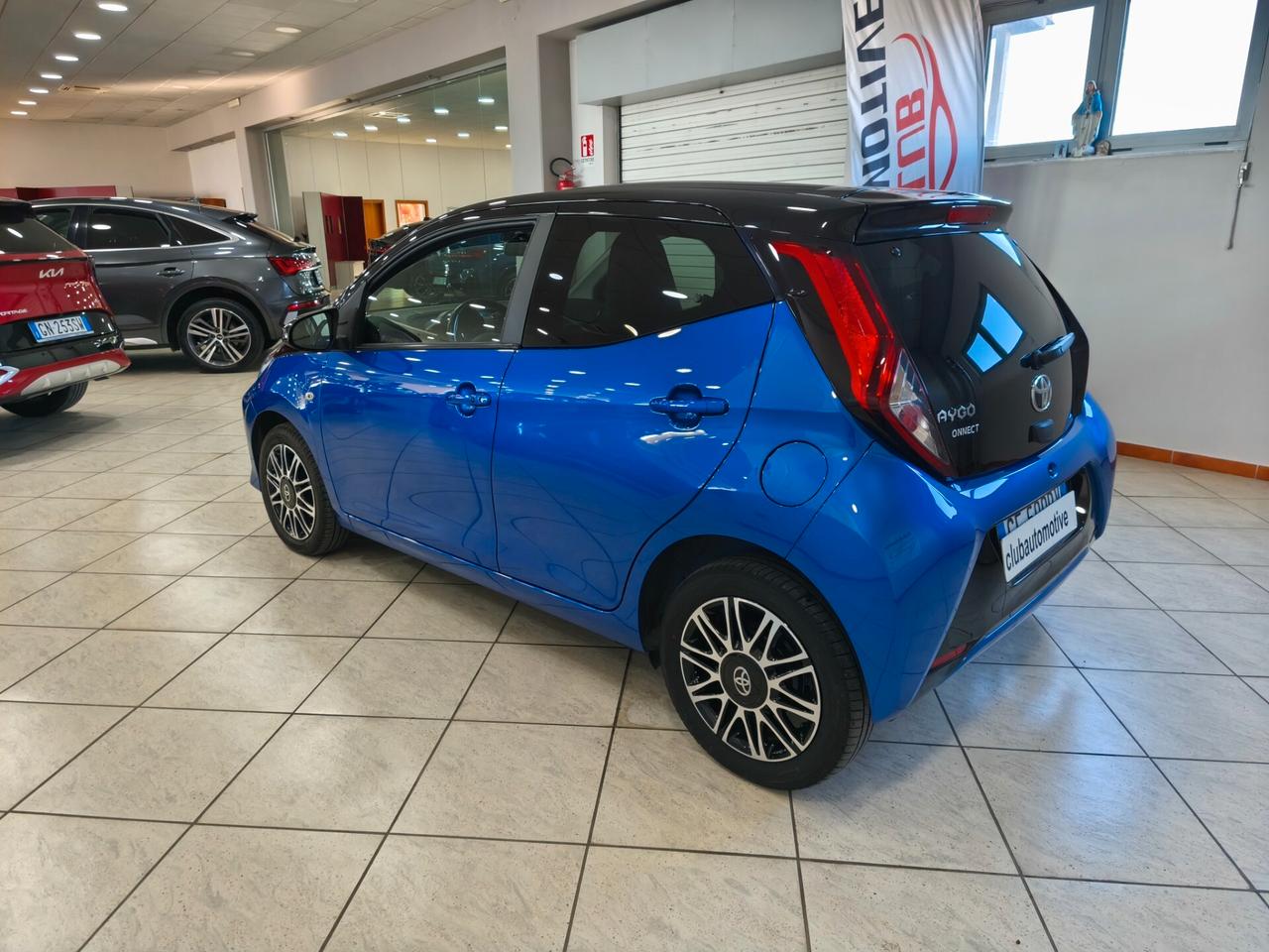 Toyota Aygo Connect 1.0 VVT-i 72 CV 5 porte x-clusiv MMT