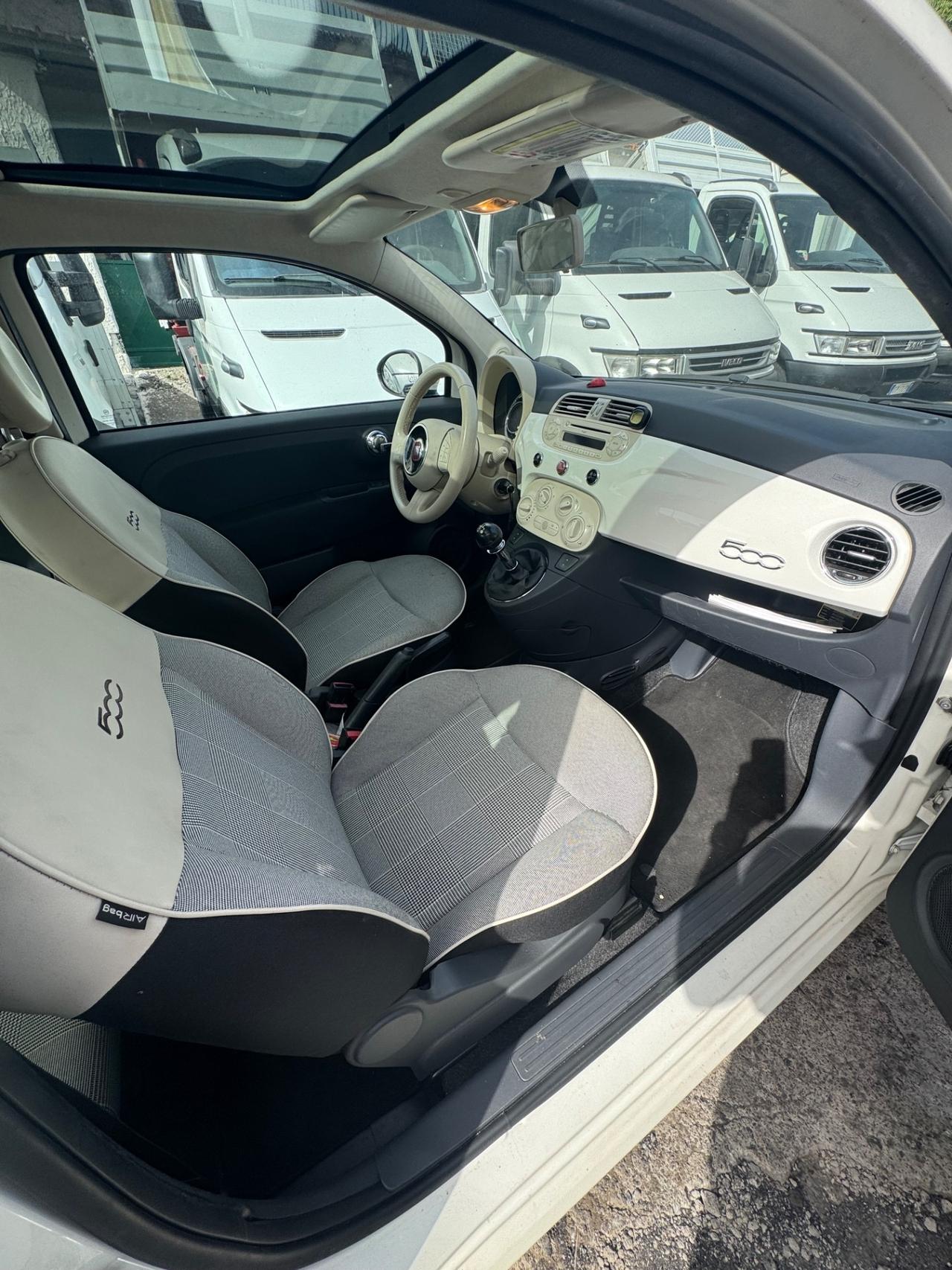 Fiat 500 1.2 Lounge anno 2010