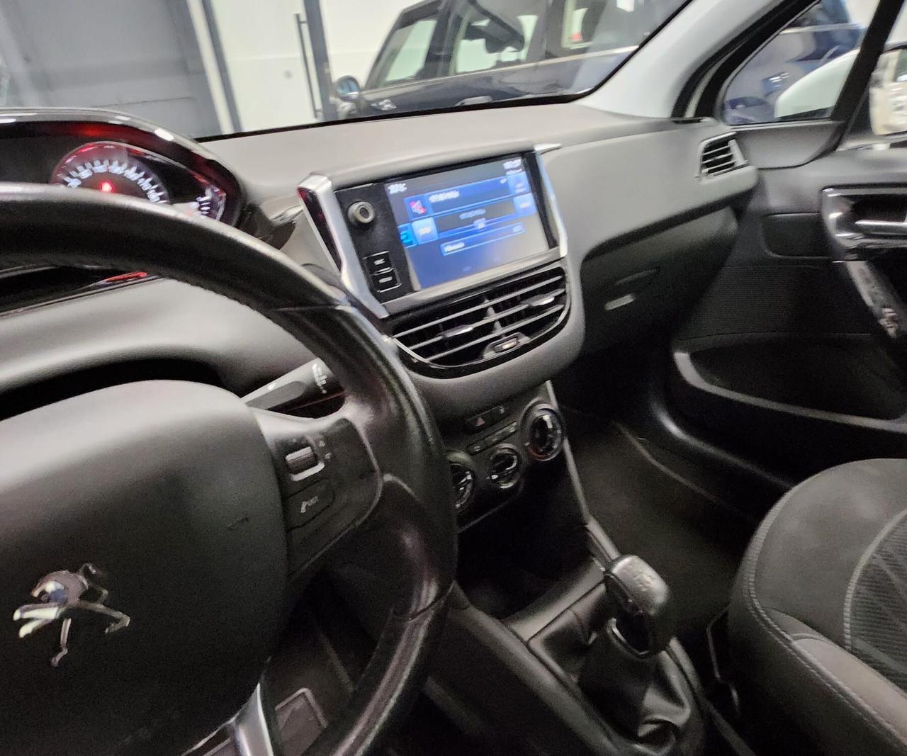 Peugeot 208 1.4 HDi 68 CV 5 porte Active