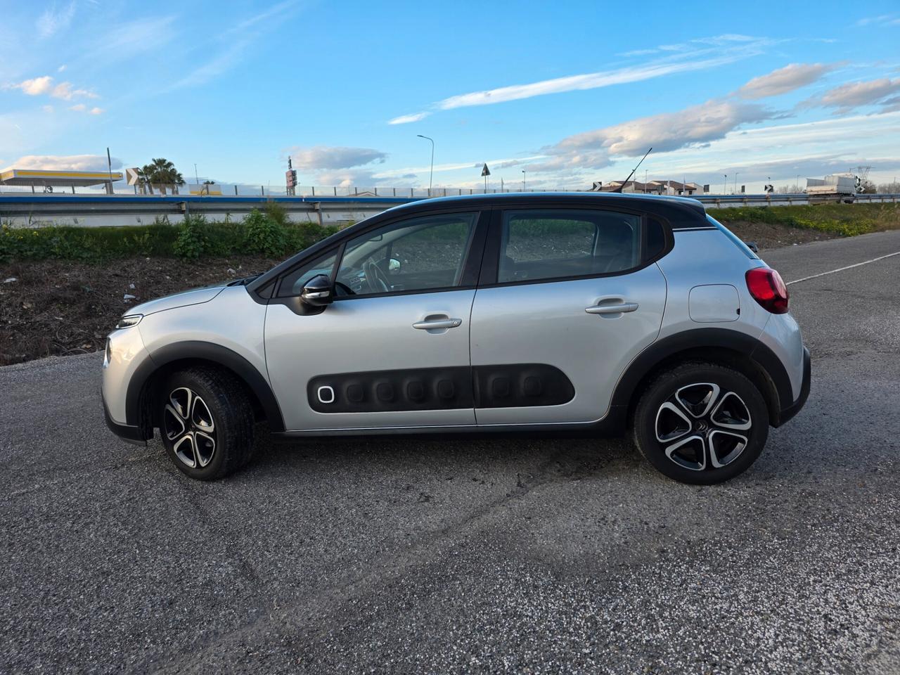 Citroen C3 PureTech 82 GPL Shine