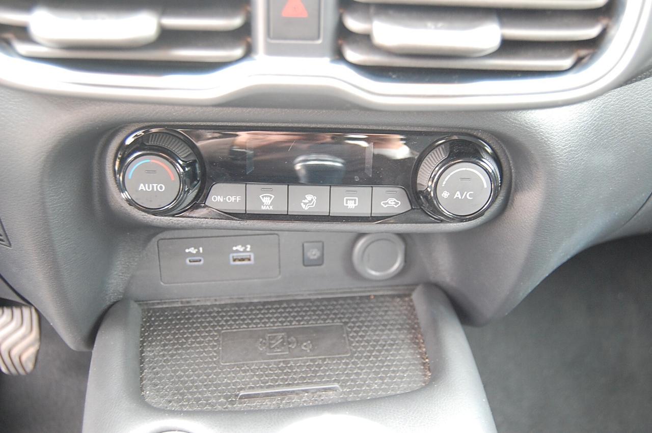 Nissan Juke 1.0 DIG-T 114 CV N-Connecta