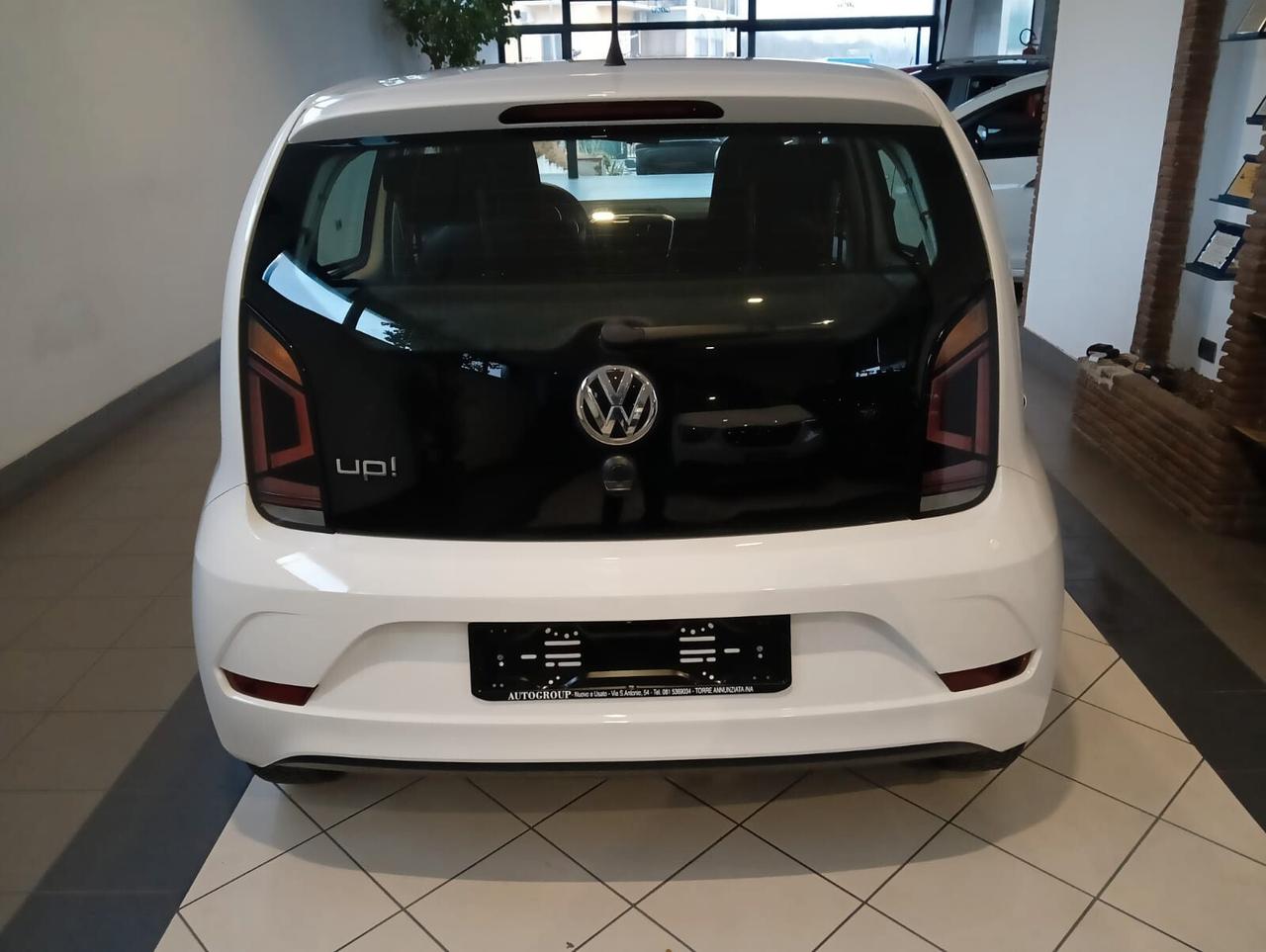 Volkswagen up! 1.0 5p. move