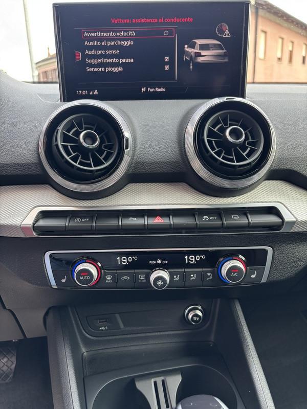 Audi Q2 35 1.5 tfsi S line edition s-tronic NAVI-LED-CAM-18"
