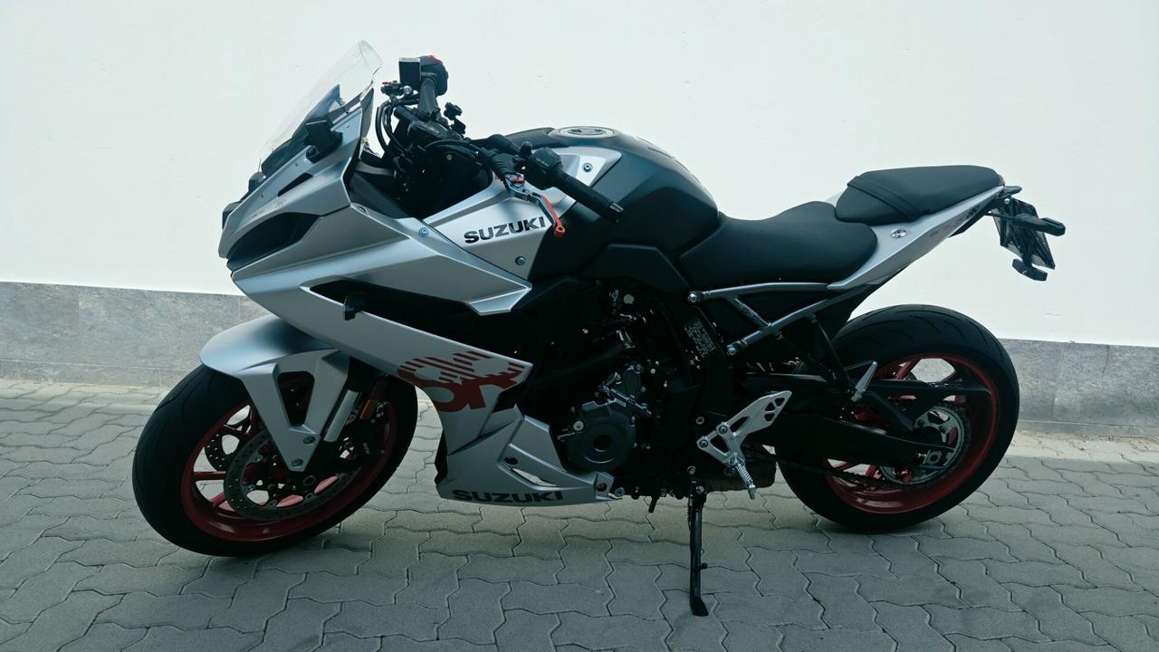 Suzuki GSX-8R X8R ABS EURO 5 +